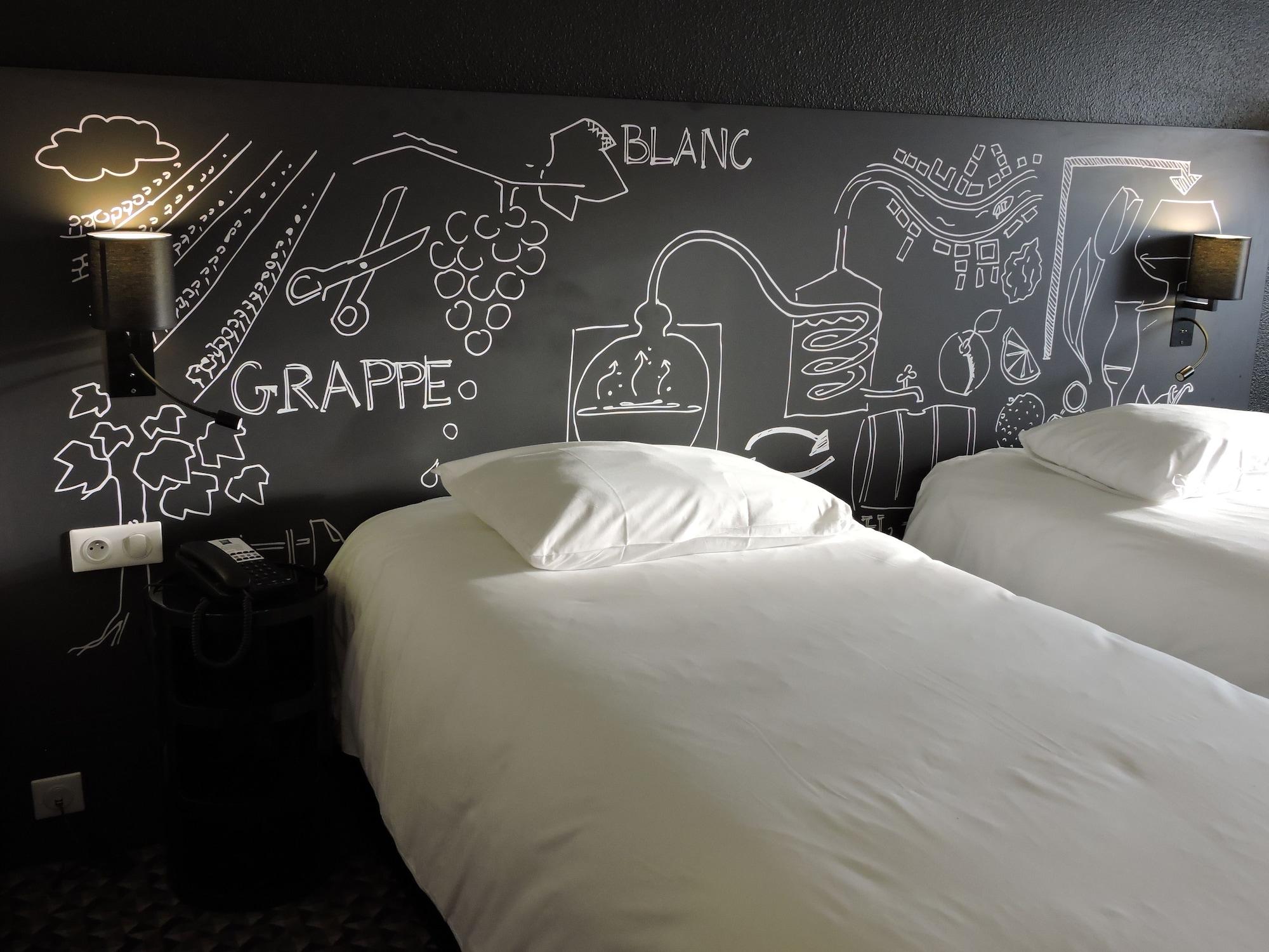 Ibis Styles Cognac Hotel Chateaubernard Exterior photo