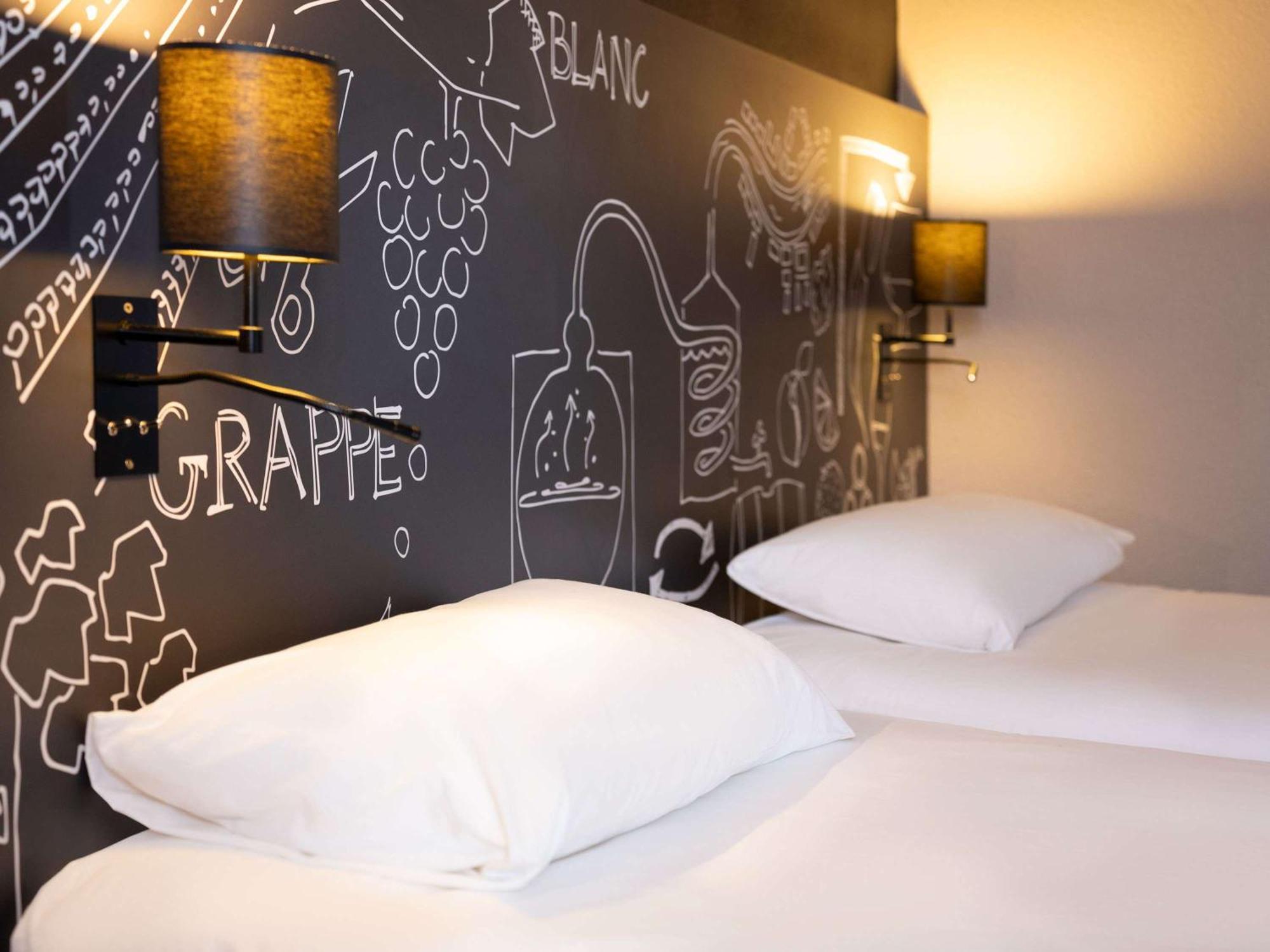 Ibis Styles Cognac Hotel Chateaubernard Exterior photo